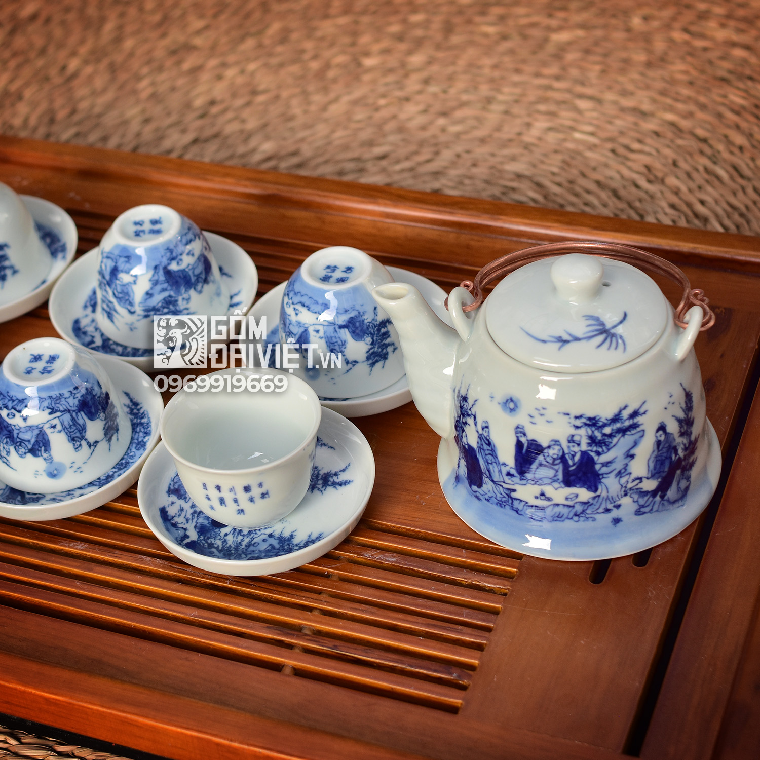 Bộ ấm chén men lam cổ Bát Tràng Trúc Lâm Thất hiền dáng nồi