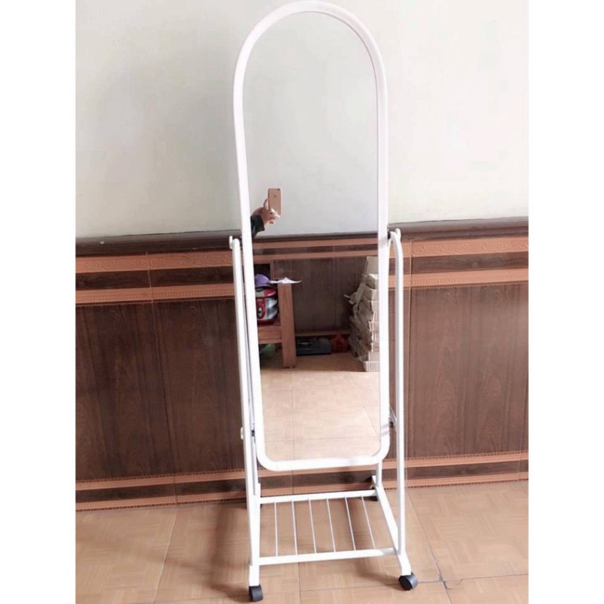 Gương soi toàn thân có bánh xe