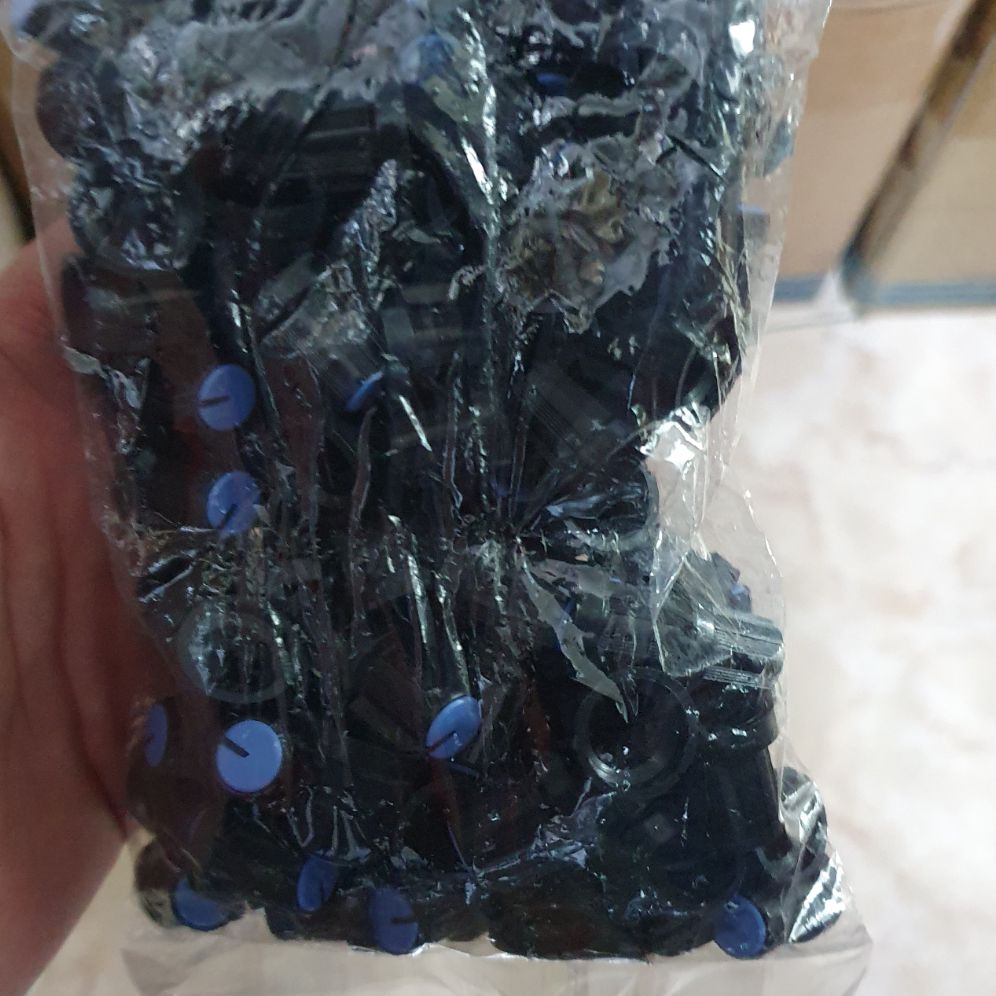 100 chiếc núm chiết áp âm ly màu xanh