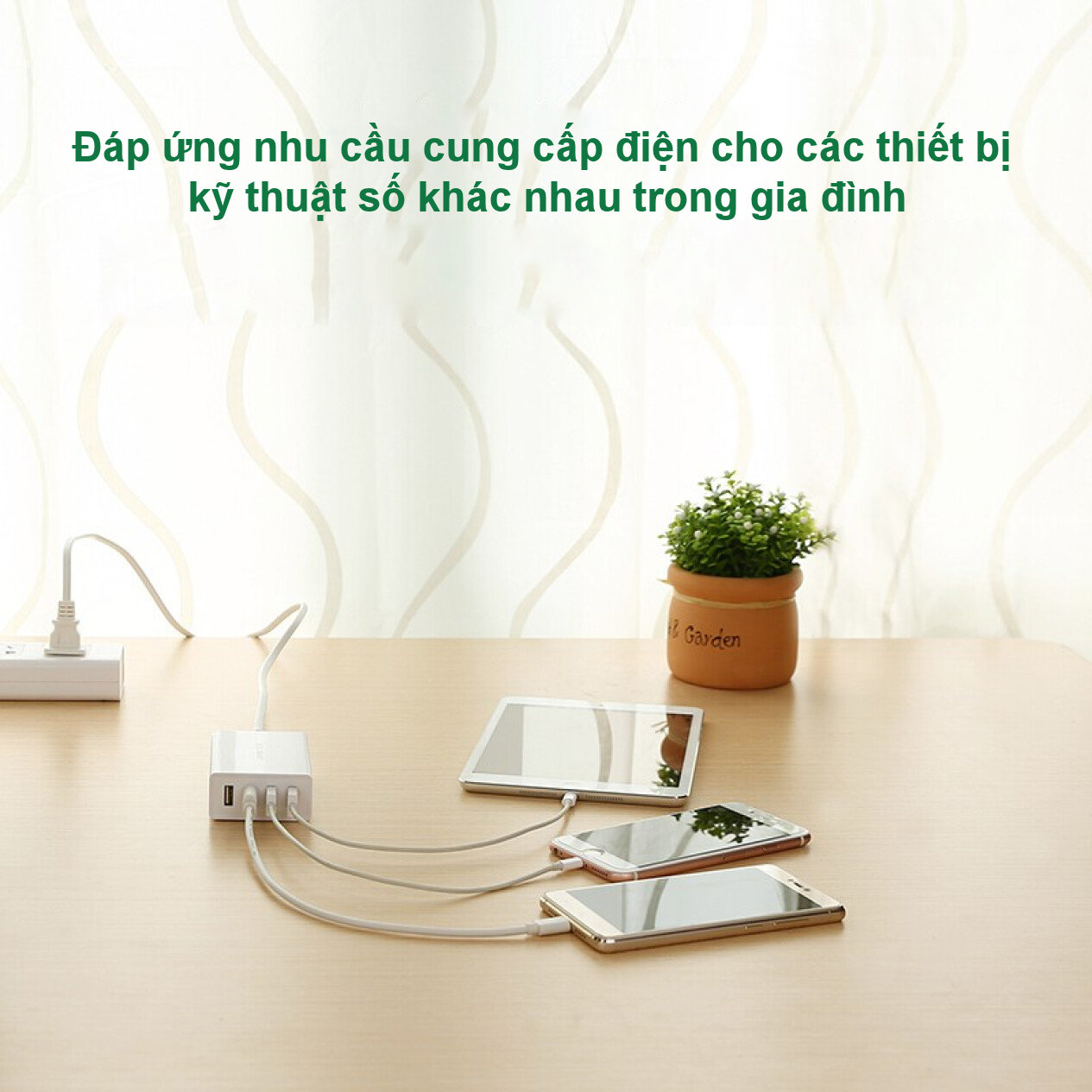 Trạm sạc 4 cổng USB, hỗ trợ sạc nhanh QC/FCP UGREEN CD102 Trạm sạc 4 cổng USB, hỗ trợ sạc nhanh QC/FCP UGREEN CD102
