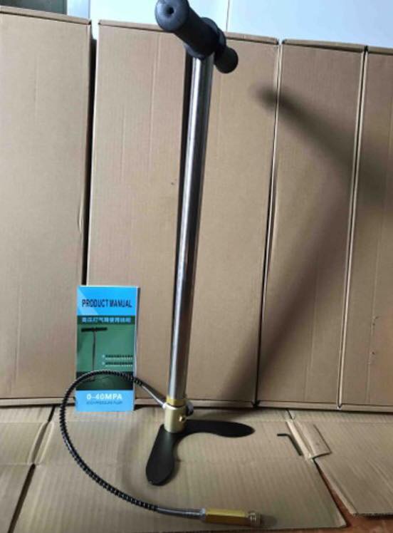 Bơm tay cao áp inox nhỏ lọc ẩm nhỏ cao cấp loại 1 - 30Mpa tiện lợi bt