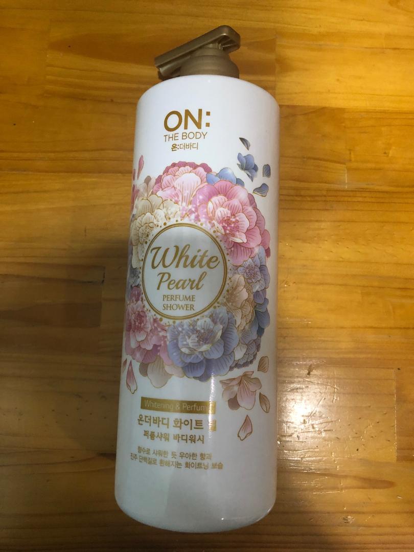 Sữa tắm on the body LG 1 lít