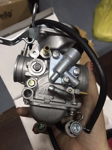 Bình xăng con xe Hayate