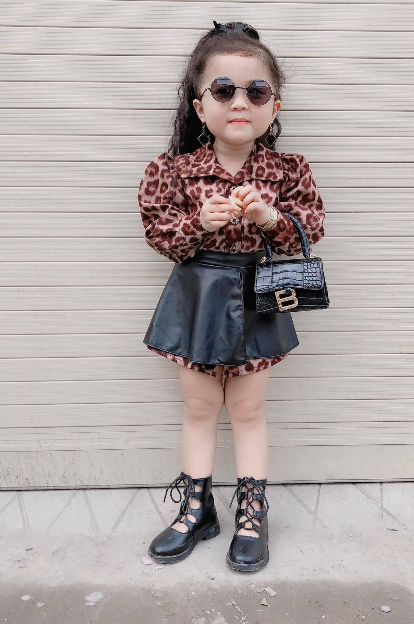 Đầm sơ mi beo chất vôn lụa kết hợp đai da xòe dành cho bé gái sành điệu