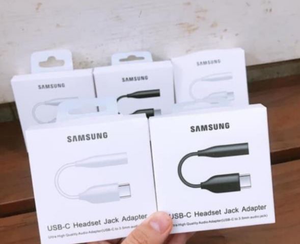 Cáp chuyển đổi samsung type c sang jack 3.5mm xịn - tại bmobile