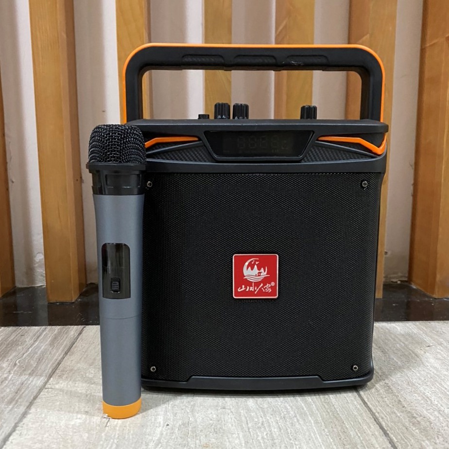 Loa karaoke mini hát hay giá rẻ, loa karaoke bluetooth kèm micro không dây, nhỏ gọn , tiện di chuyển. Công suất lớn, hát hay