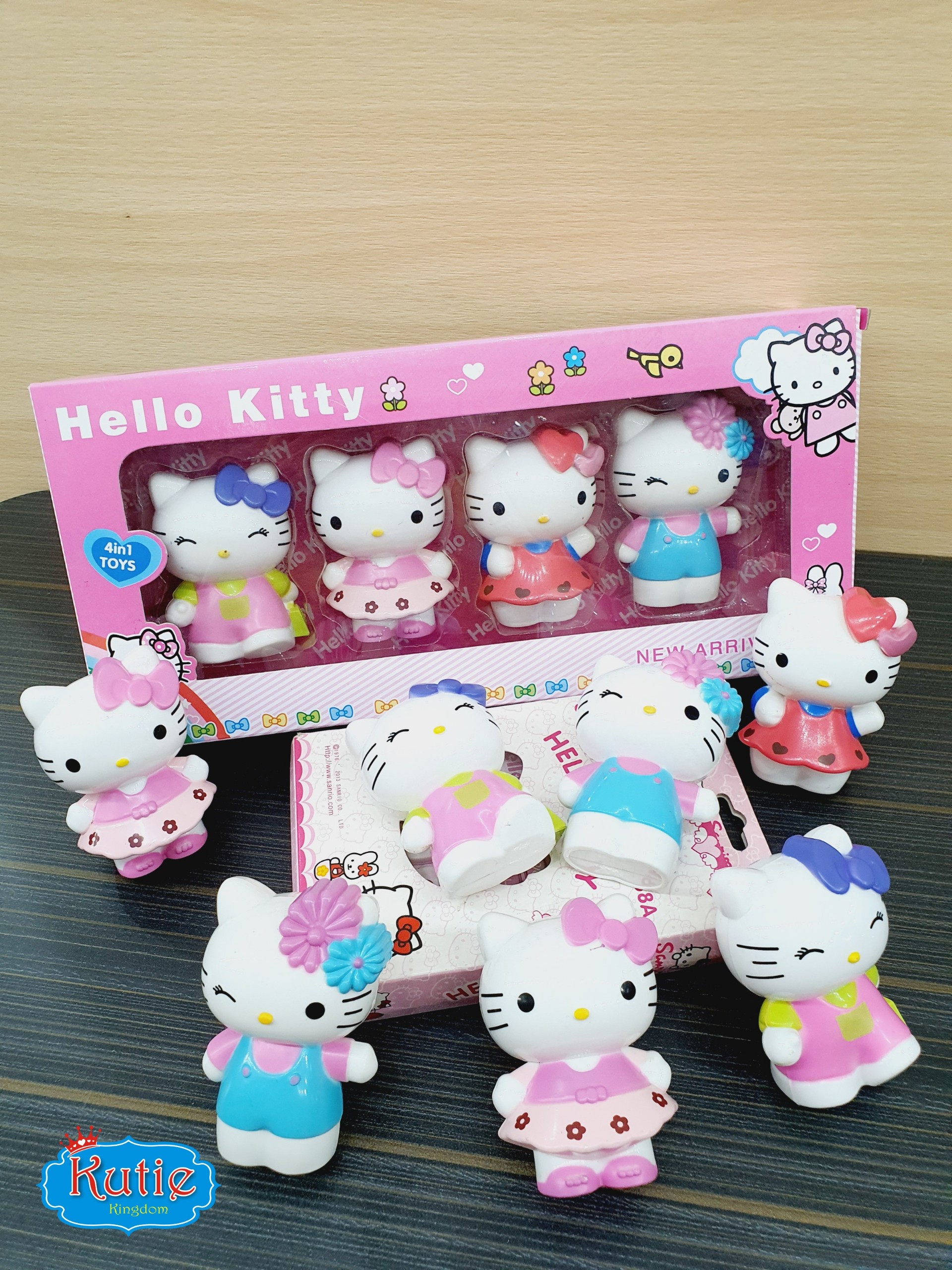 Bộ búp bê Hello Kitty