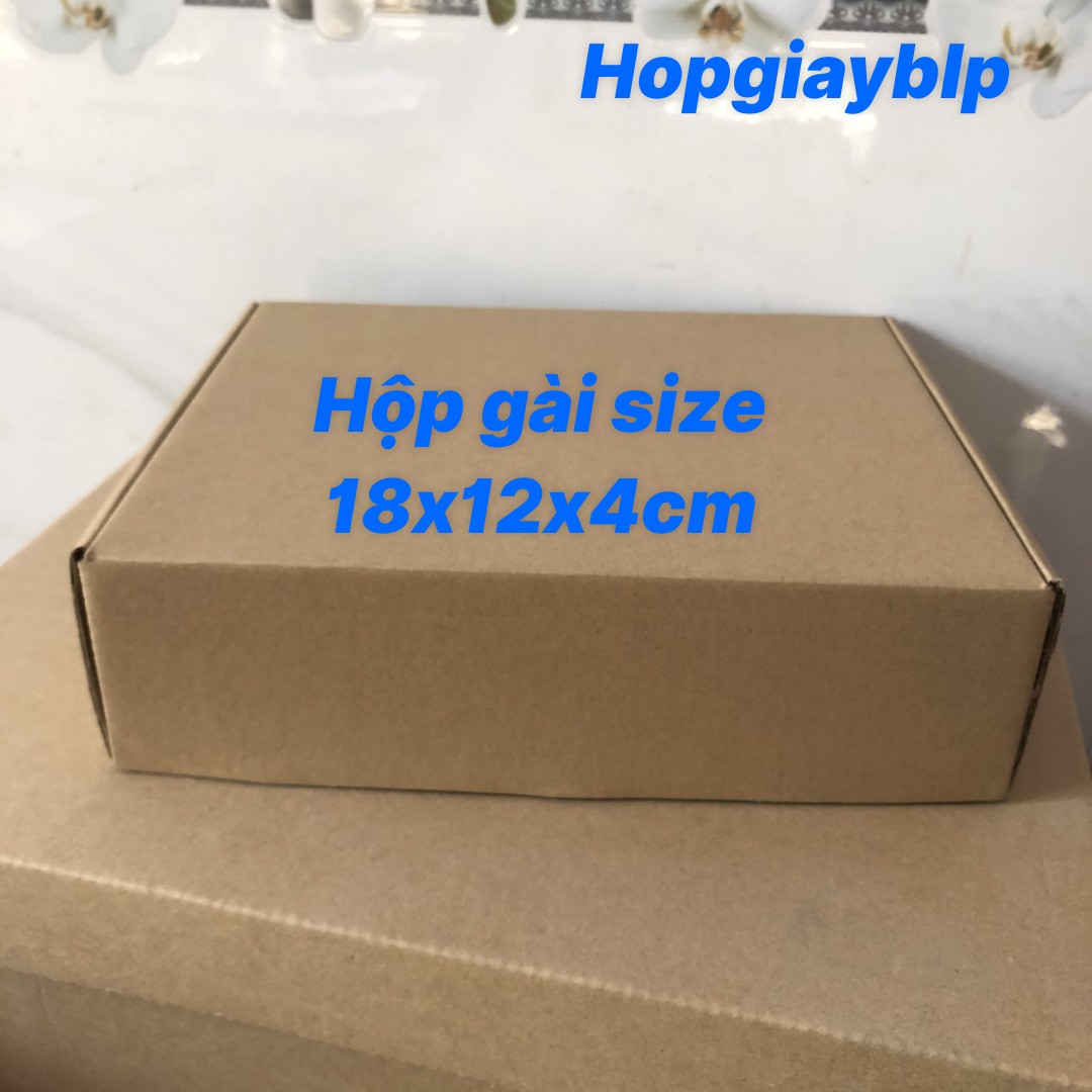 COMBO 20 Hộp gài size 18x12x4cm đựng ốp lưng, phụ kiện...