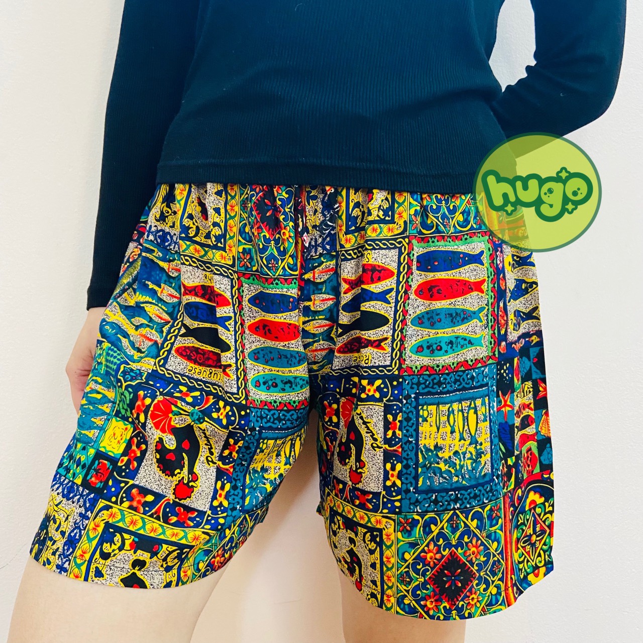 Quần đùi lanh nam nữ mặc nhà họa tiết thổ cẩm nhiều màu nổi bật phom to rộng thoải mái thấm mồ hôi Hugo Shop