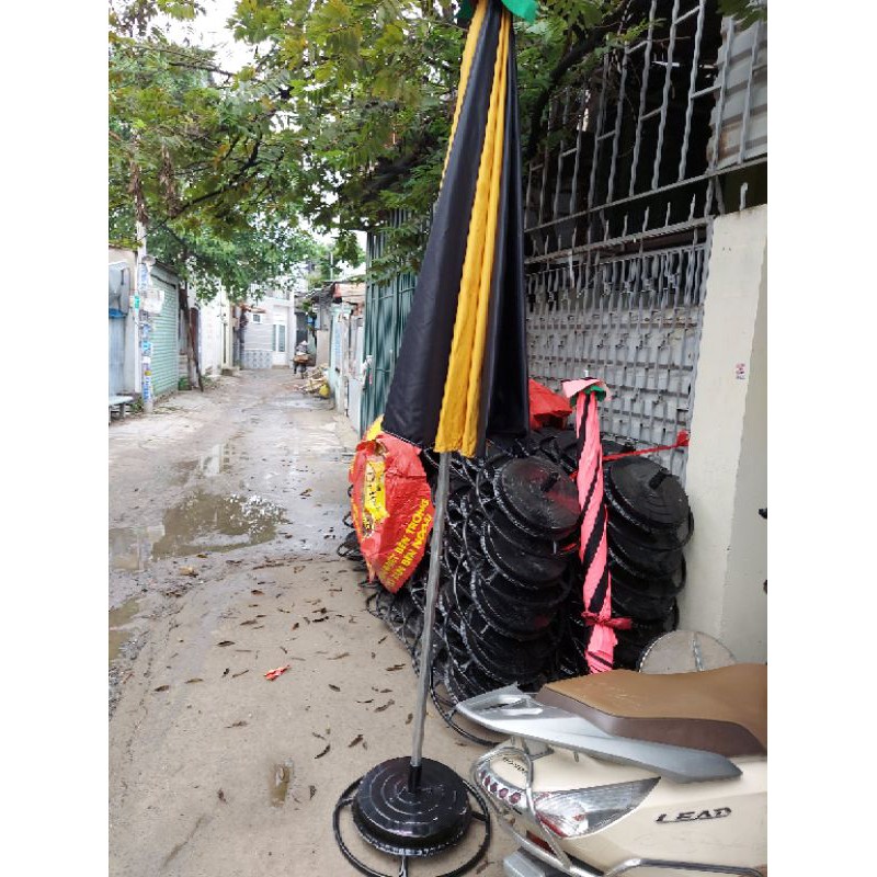 Dù bán hàng giá rẻ đường kính 2m4 màu giao ngẫu nhiên
