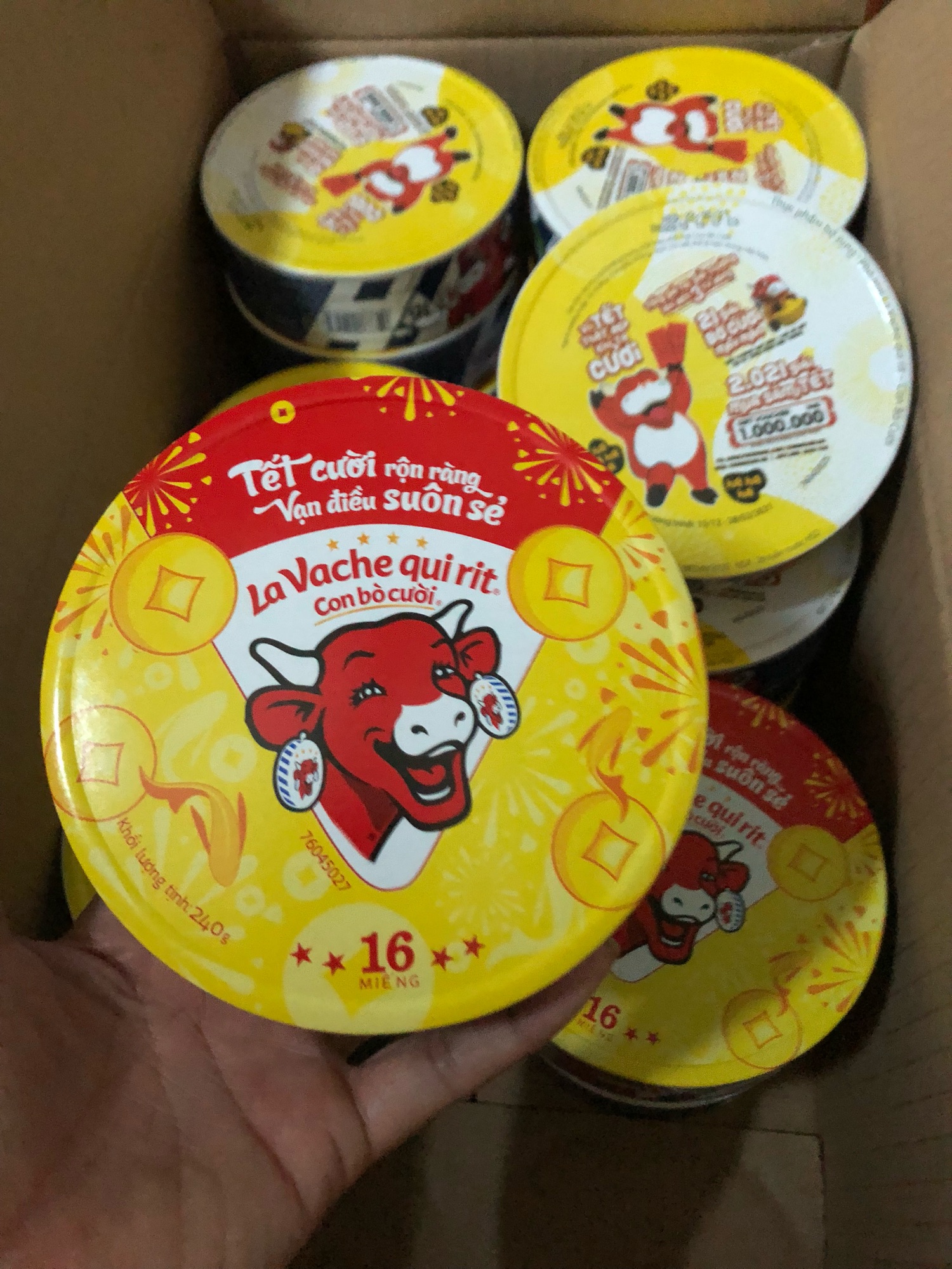 🧀🧀 Pho Mai Con Bò Cười 240g/ hộp 16 miếng