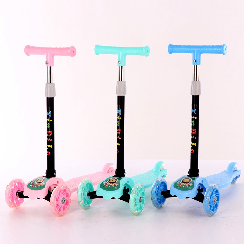 Xe trượt scooter 3 bánh có bánh xe phát sáng thăng bằng 3 bánh phát sáng mẫu mới 2021 )1180