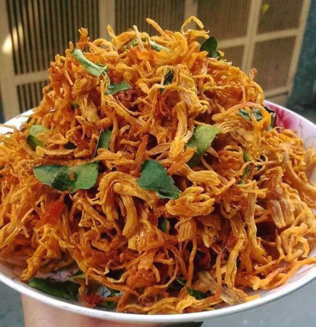 1 hũ khô gà lá tranh