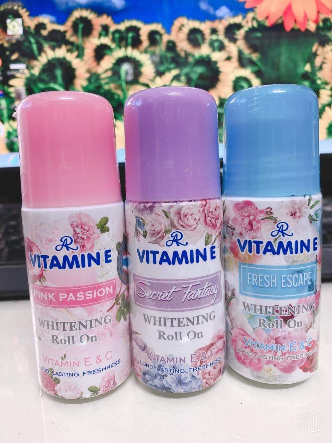 Lăn khử mùi hương nước hoa vitamin e thái lan