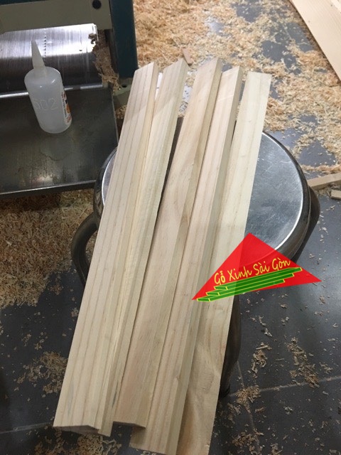 Bó 5 thanh gỗ vuông tuyển đẹp dài 50cm, rộng 4cm, dày 1.5cm