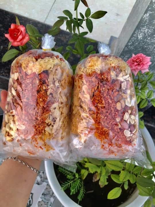 1 bịch bánh tráng trộn