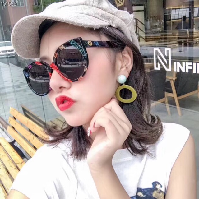Mắt kính thời trang nữ- Kính mèo cầu vồng