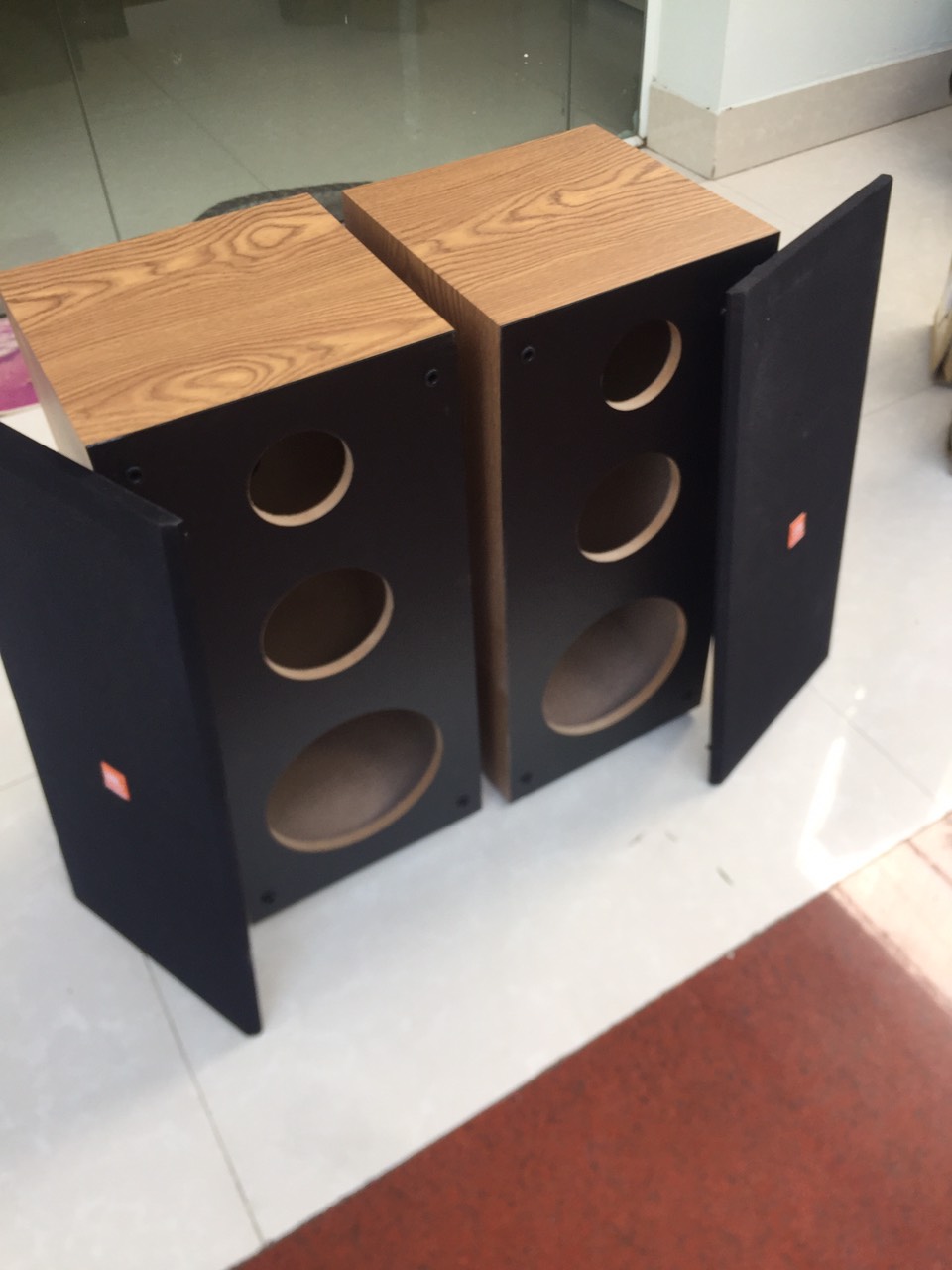 VỎ THÙNG LOA 2 TẤC JBL ( BASS 20 ) 3 ĐƯỜNG TIẾNG - GIÁ 1 ĐÔI