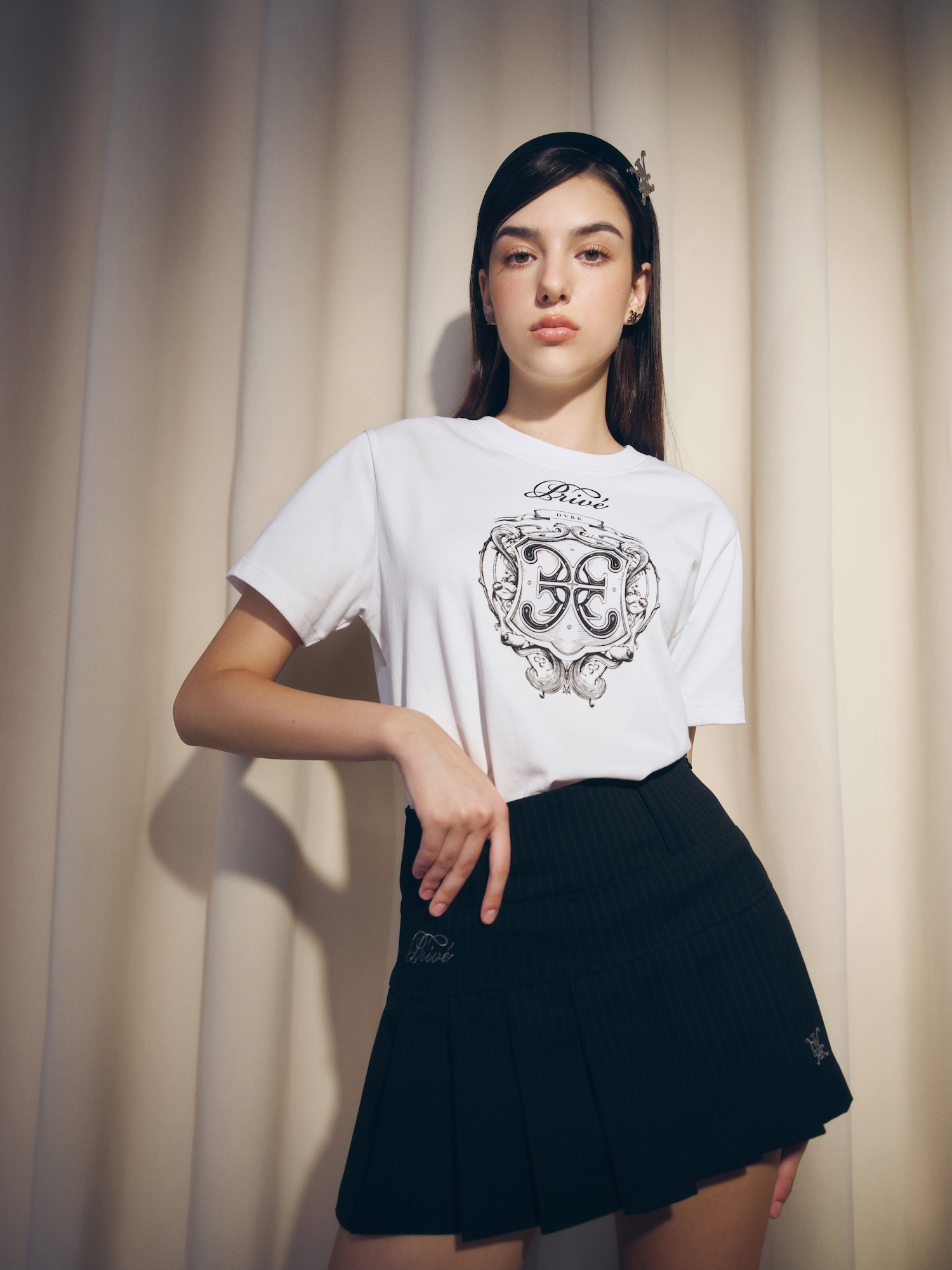 Dvrk - áo thun baby tee nữ uni logo -dvrk-23fw