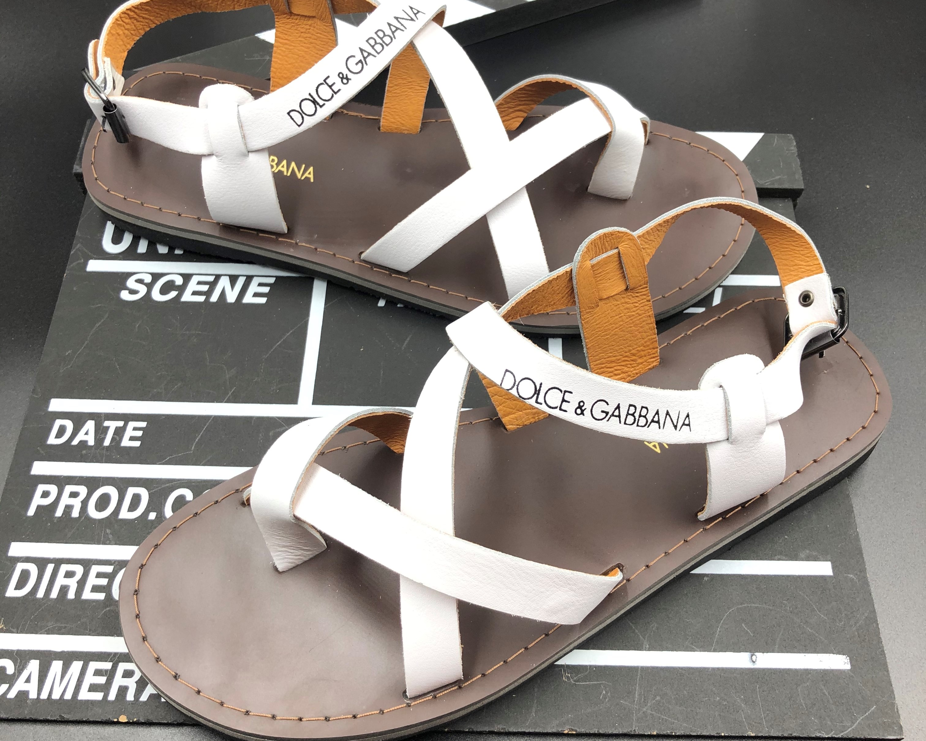Dép nam Sandal (xăng đan) xỏ ngón da 2 màu C&G đế gỗ (shophanhan)