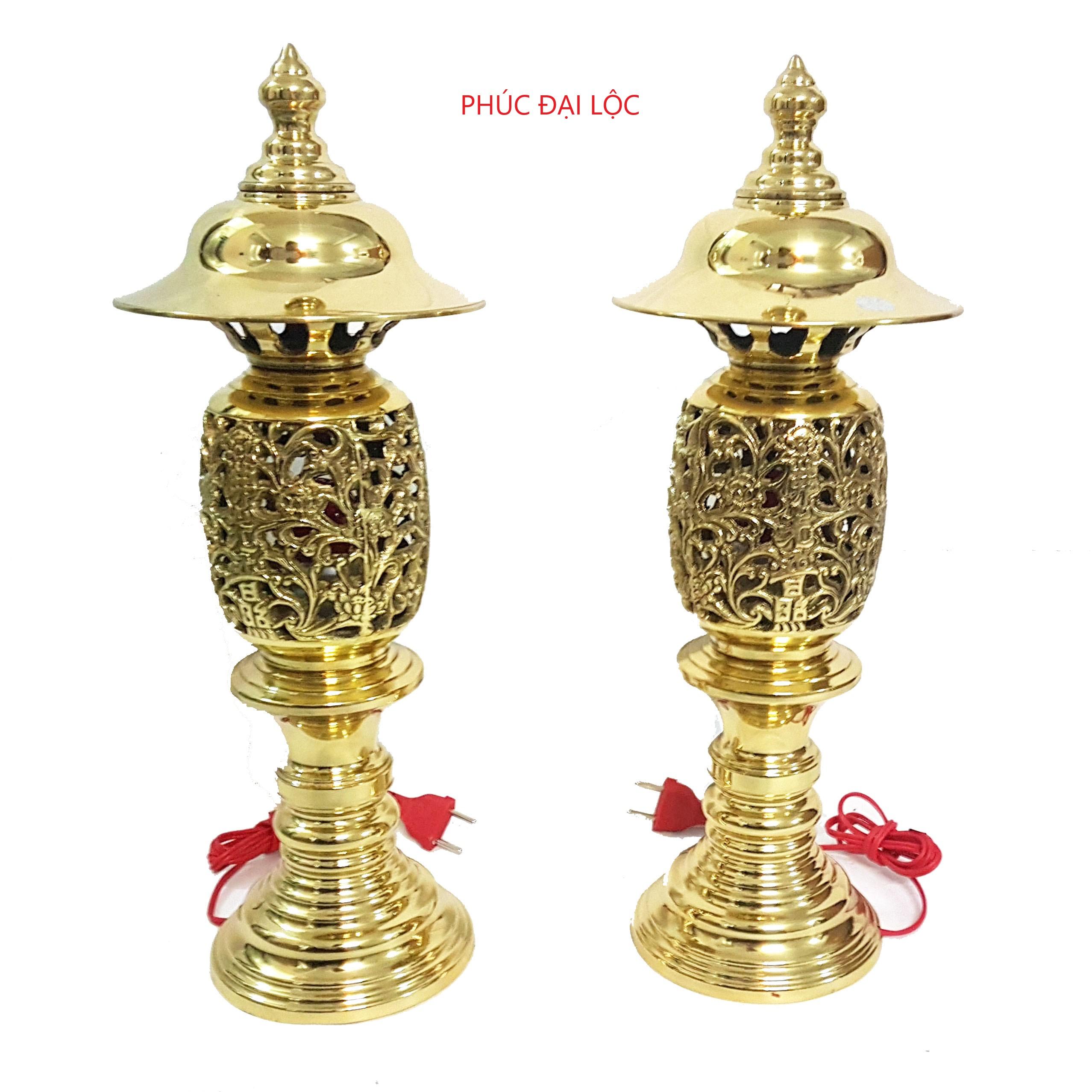 Đôi đèn điện thờ hình quả dứa/quả thơm số 3 (ID3) bằng đồng cao 41 cm nặng 4,4 kg/đôi màu vàng bóng