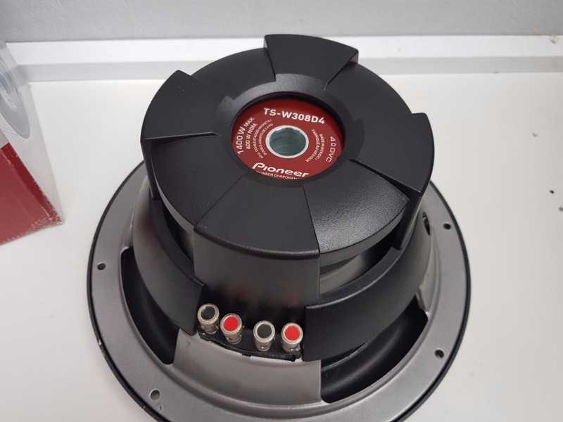 1 chiếc loa siêu trầm pioneer, loa trầm bass 30 pioneer