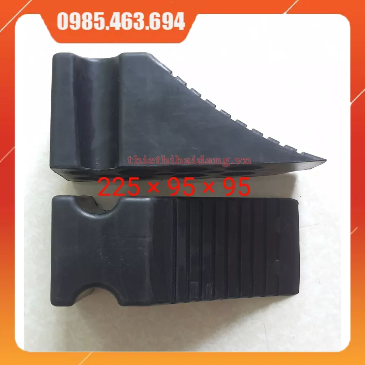 Cục cao su đặc chèn bánh xe hơi