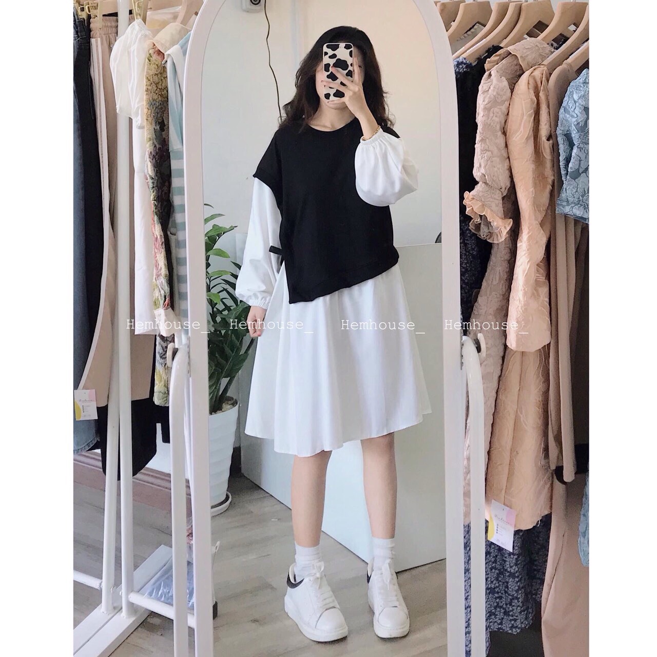 VÁY ĐẦM THẮT NƠ EO 2 MÀU TRẮNG ĐEN BABYDOLL