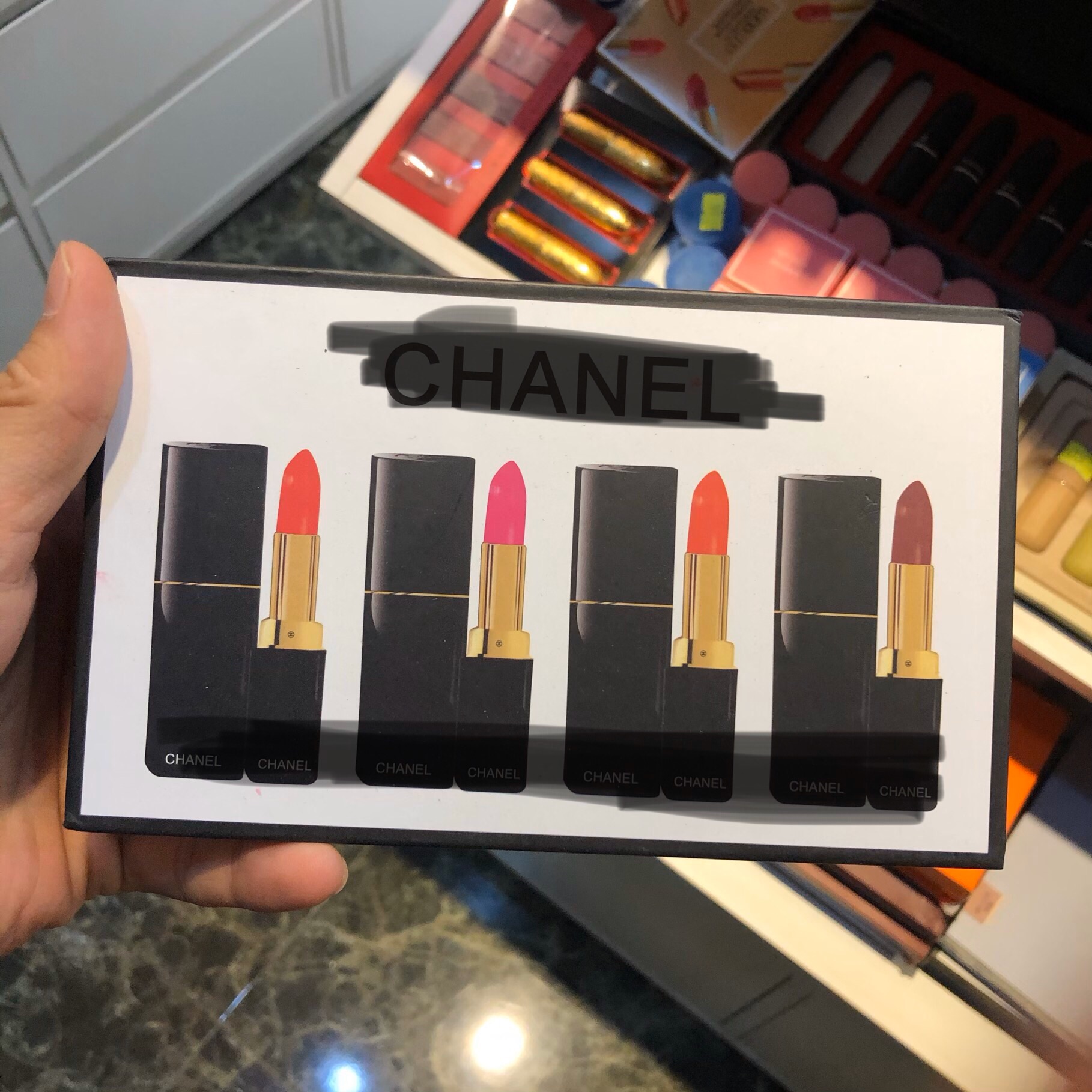 Bộ son 4 cây tone đỏ siêu mịn