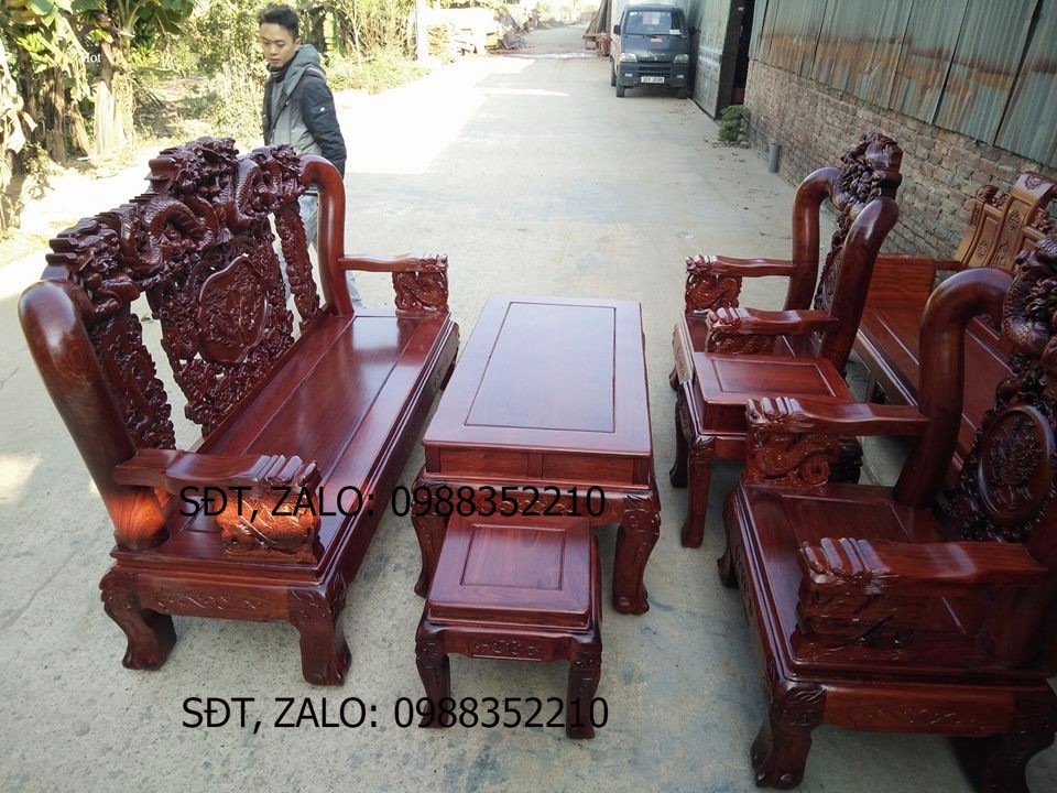 Bộ bàn ghế rồng trầu mặt nguyệt gỗ hương vân