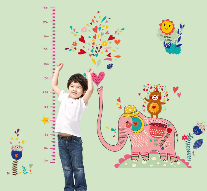 Decal dán tường thước đo chiều cao voi phun tim