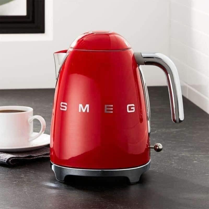Ấm siêu tốc smeg klf03