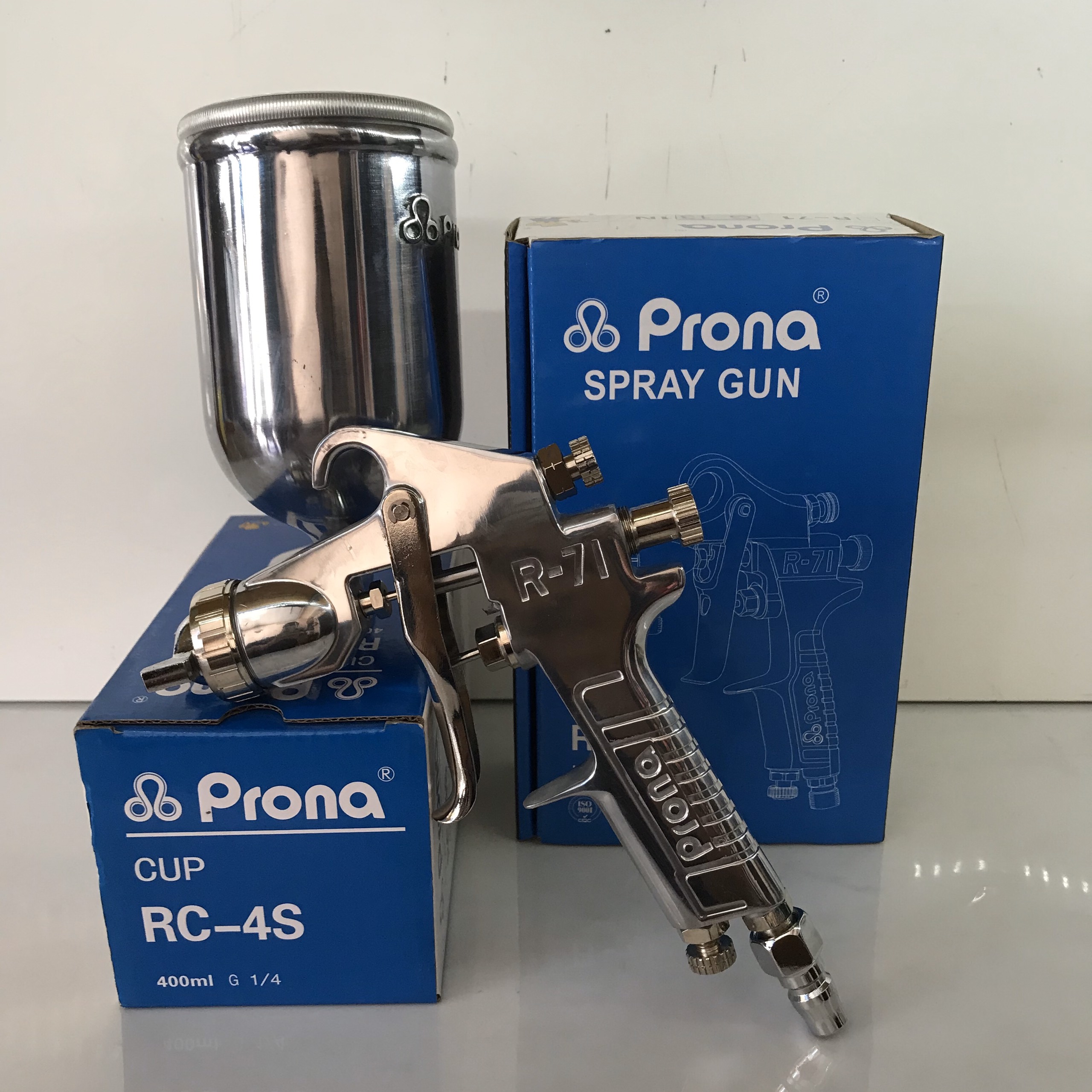 Thiết bị phun sơn phủ bóng r71 prona