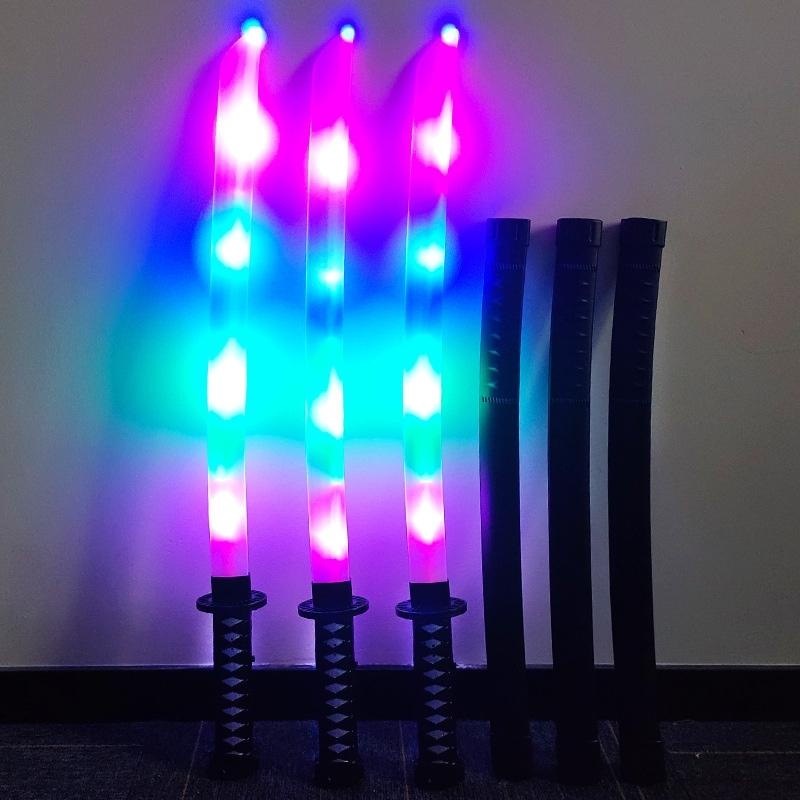 Kiếm phát sáng, Katana phát sáng đồ chơi hot Trend Cháy Phố