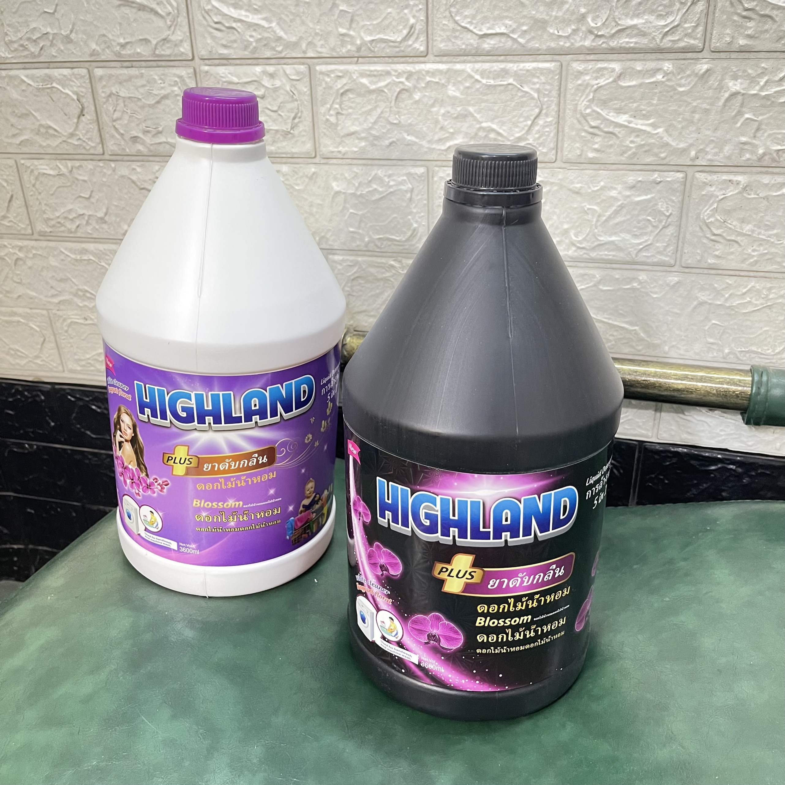 Nước giặt thái lan highland 3600ml