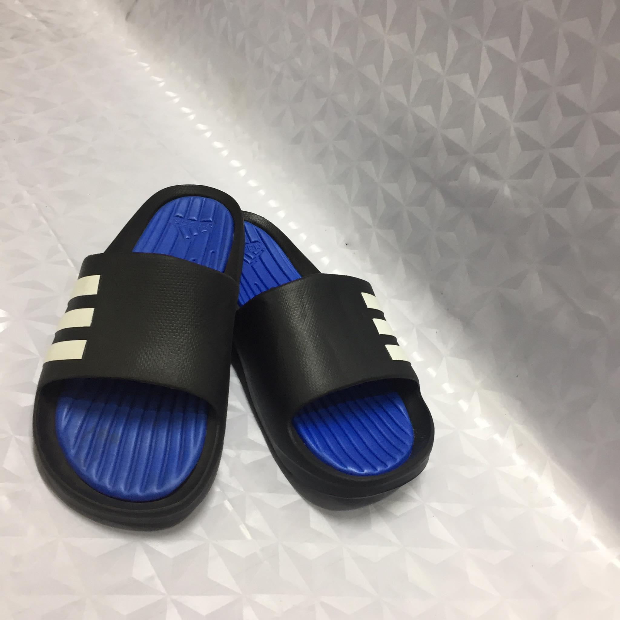 [HCM]Dép ADIDAS đúc nguyên khối cao cấp