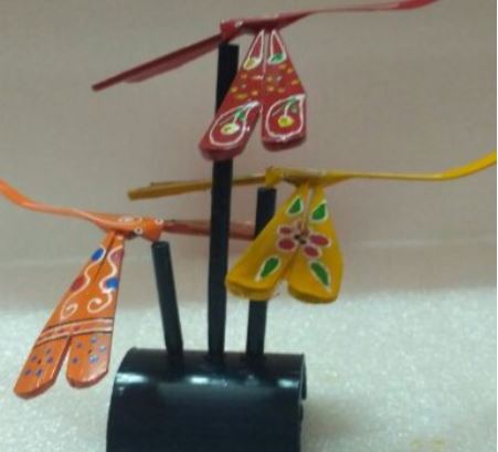 10 cây cho chuồn chuồn tre đậu