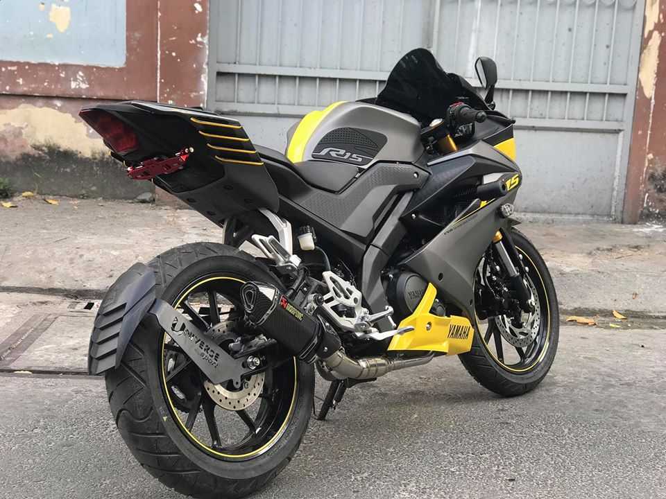 [HCM]PÔ AKRAPOVIC CARBON MINI