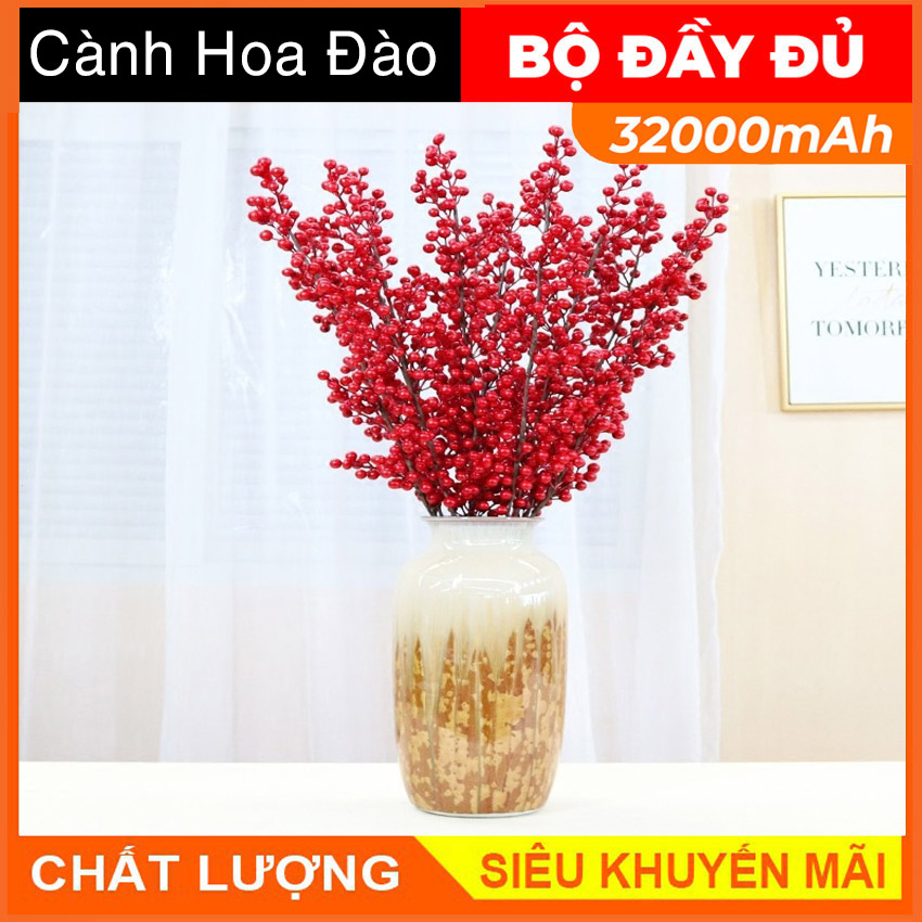 Cành đào đông chery đỏ may mắn trang trí tết màu sắc tươi kết hợp với hoa làm cho bình hoa tết trong nhà thật đặc biệt mang lại tài lộc vượng khí cho ngôi nhà