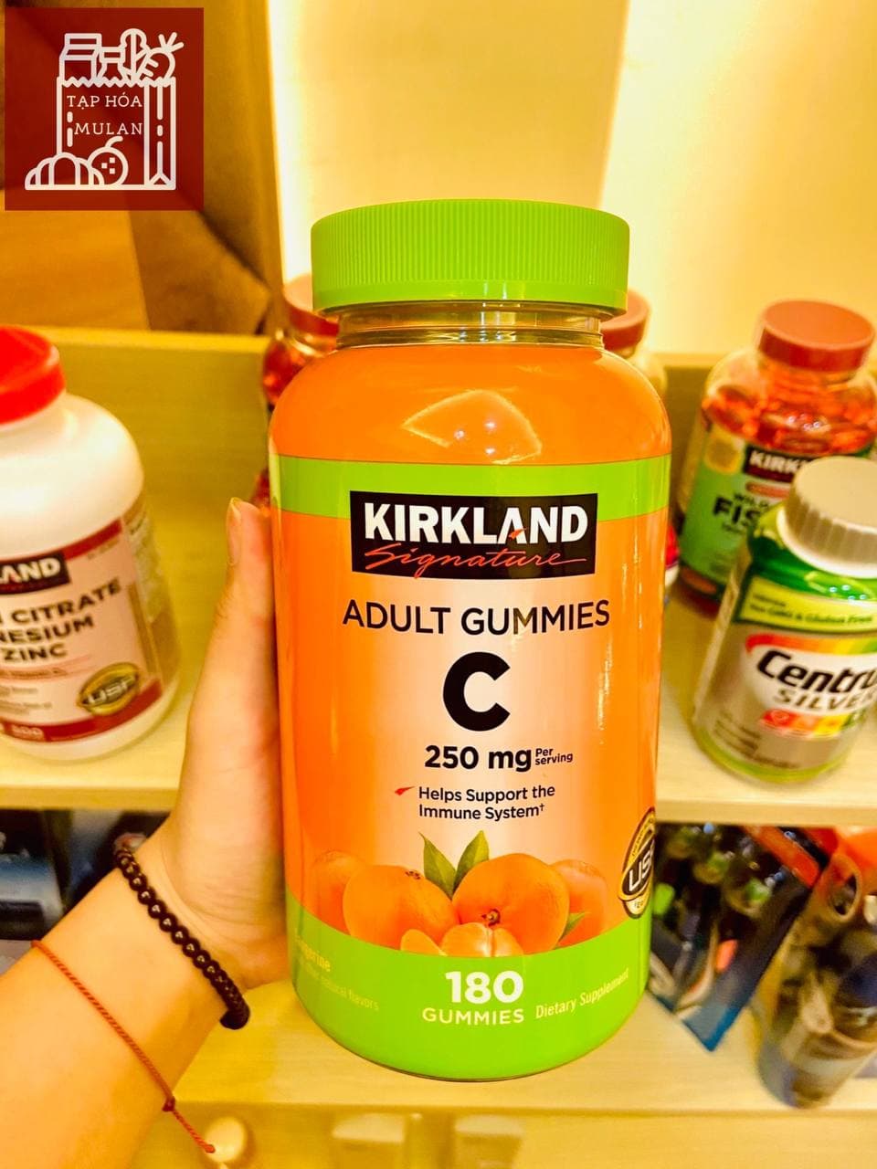 Kẹo dẻo bổ sung Vitamin C Kirkland Adult Gummies 180 viên của Mỹ ( Có bill Costco cuối hình )