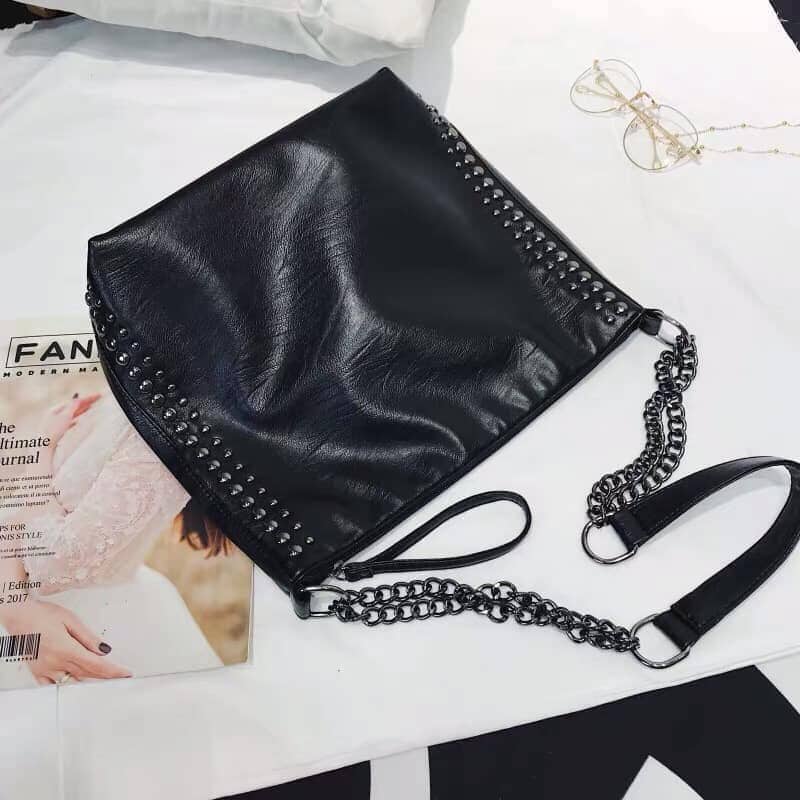Túi Tote Da Mềm Viền Đinh 3M5