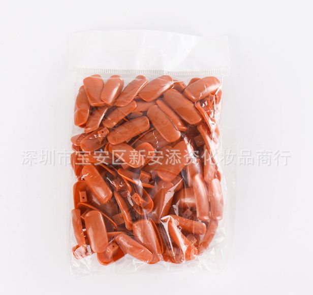 Móng giả gắn bàn tay học nail