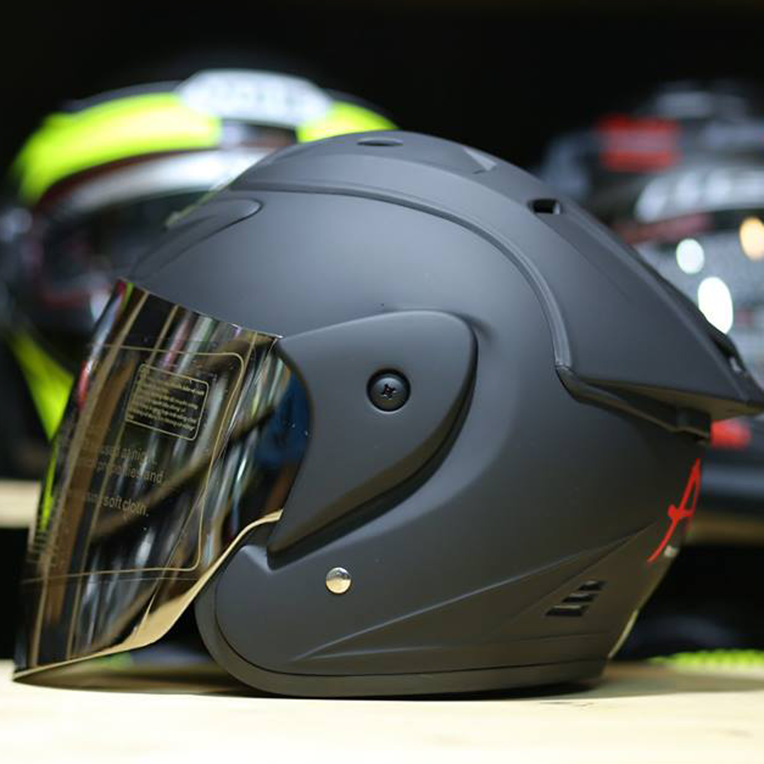 Mũ bảo hiểm asia m115