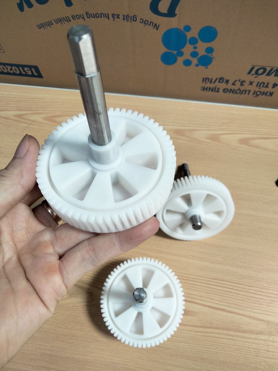 Trục bánh răng máy ép chậm Mishio MK61