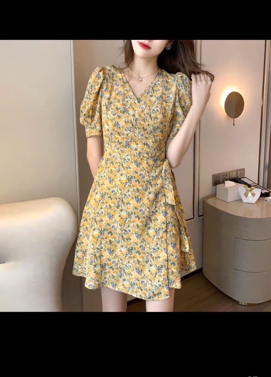 Đầm tiểu thư hoa nhí bắt chéo ngực siêu xinh mtb109