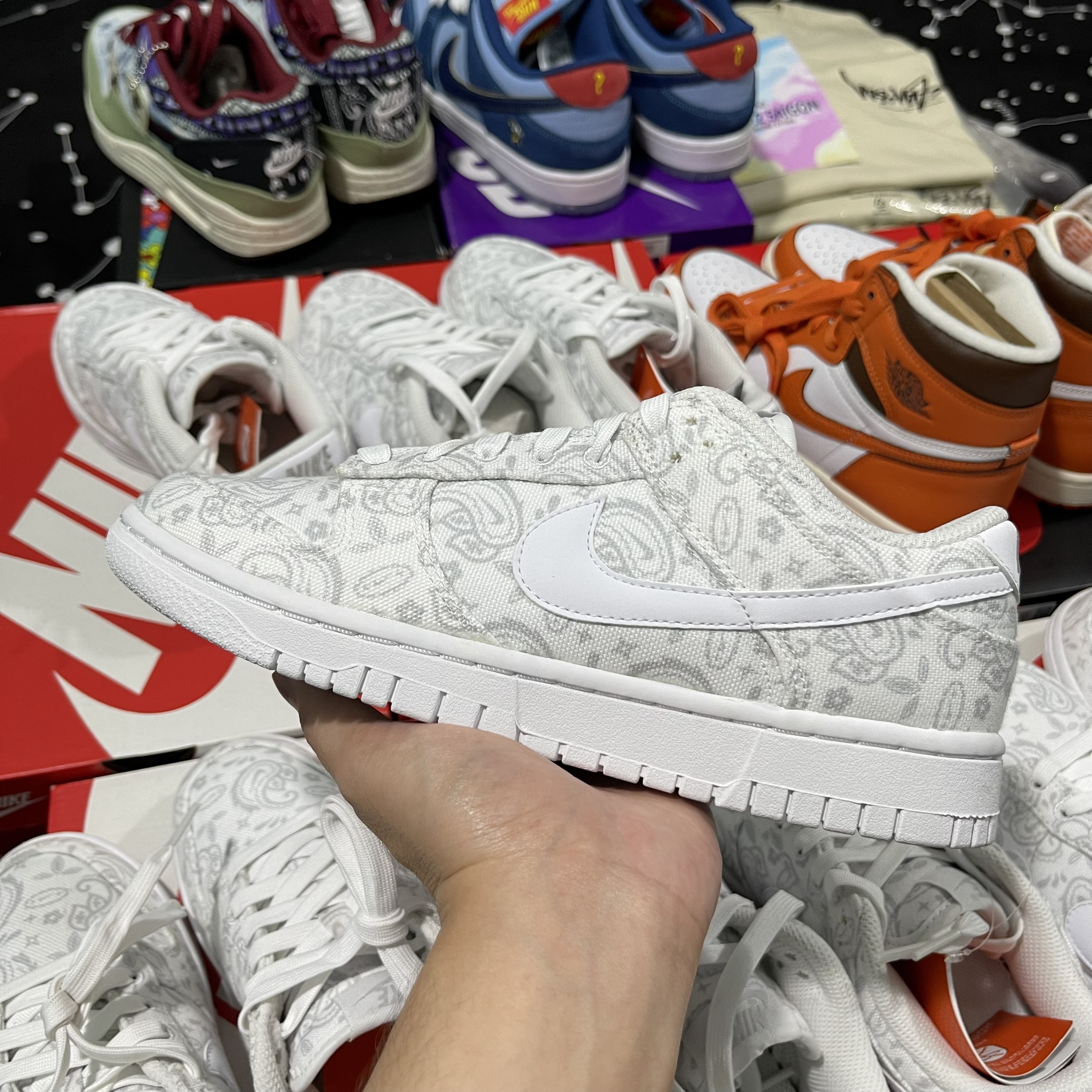 Nike Dunk Low Essential White Paisley New Full Box Full Tag