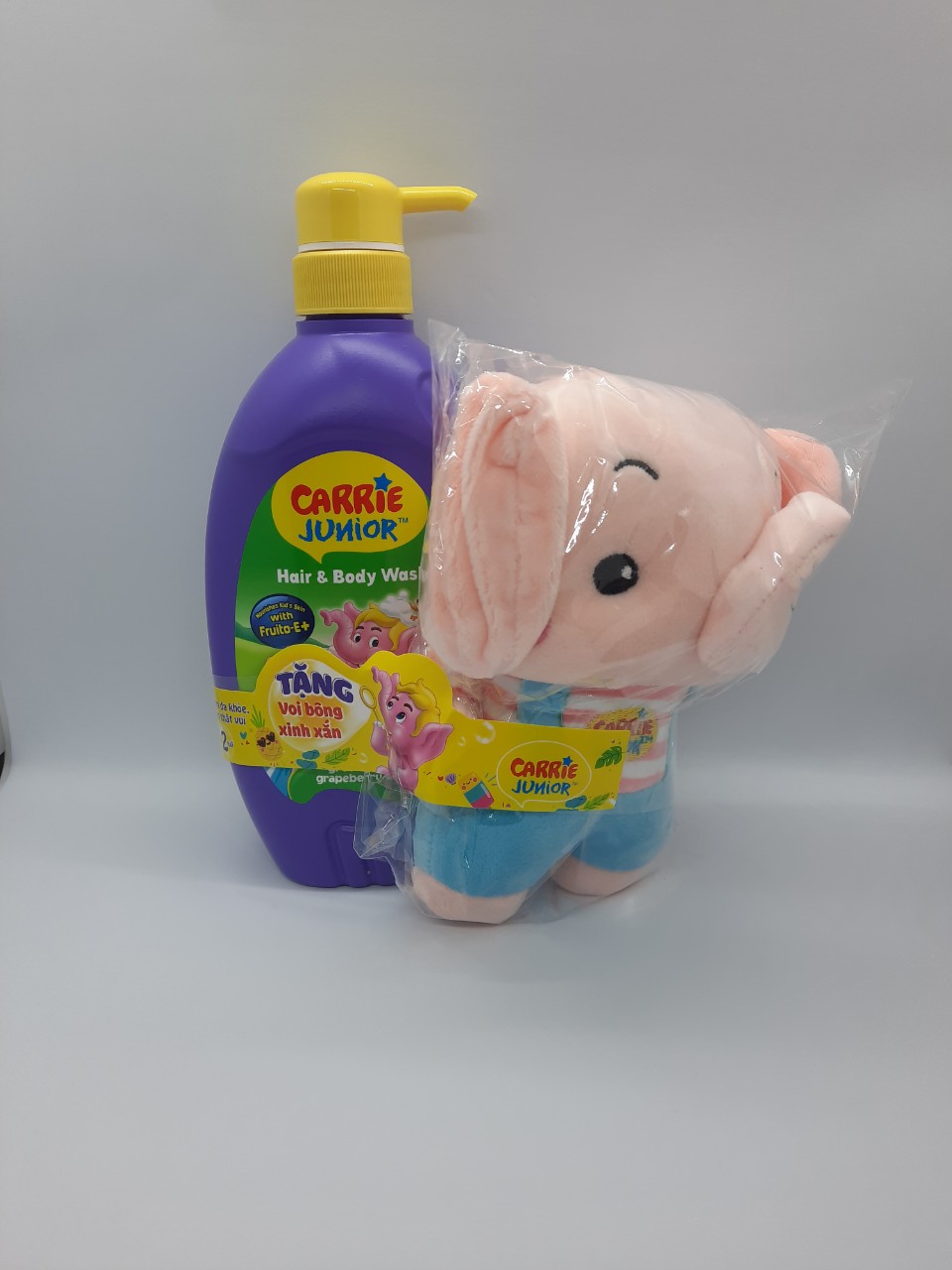 CARRIE JUNIOR-Tắm gội toàn thân cho bé hương Grapeberry 700 gr + Tặng voi bông