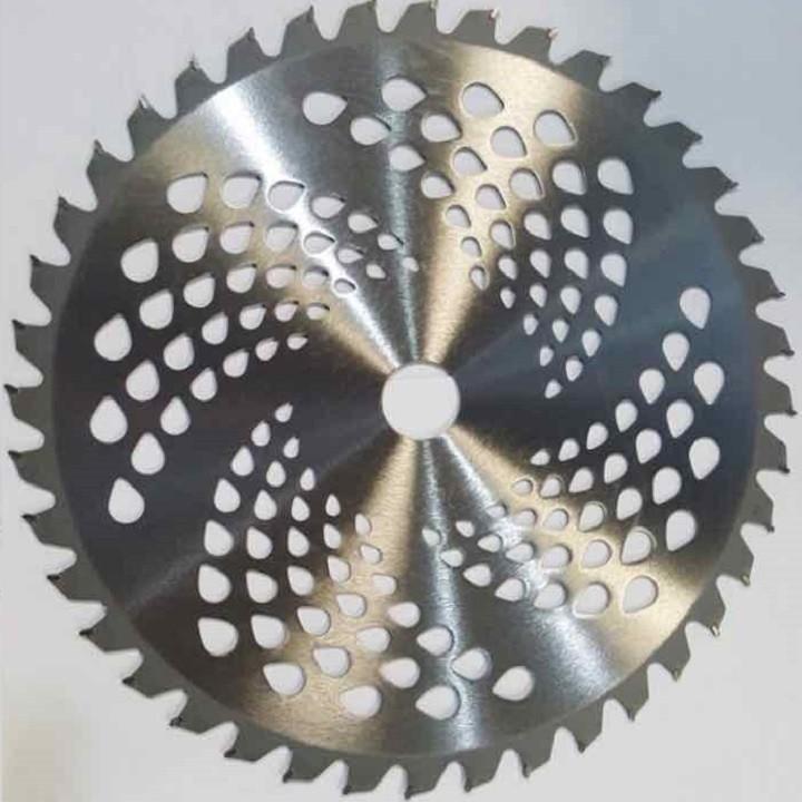 lưỡi cắt cỏ gắn máy cắt cỏ cầm tay