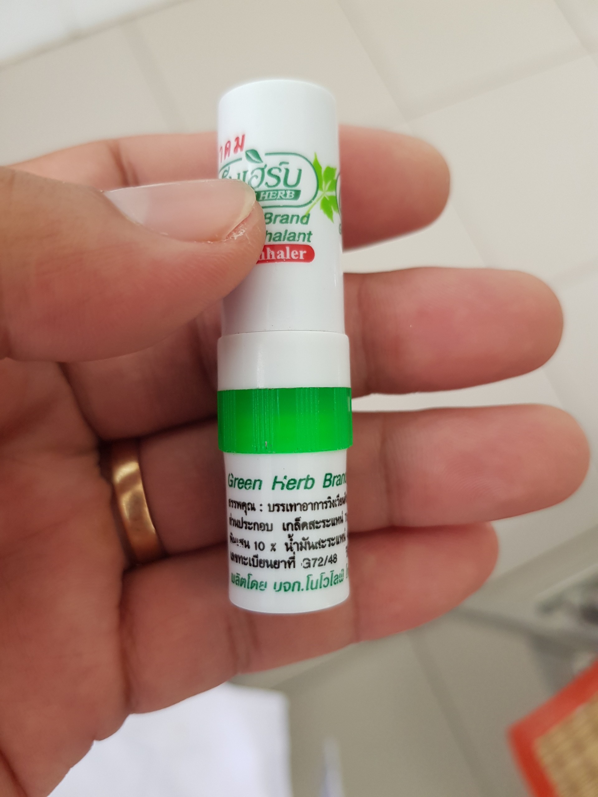 10 chai Dầu hít Thái (Green Herb) , Hít Mũi 2 Đầu Thái Lan Màu Xanh Lá