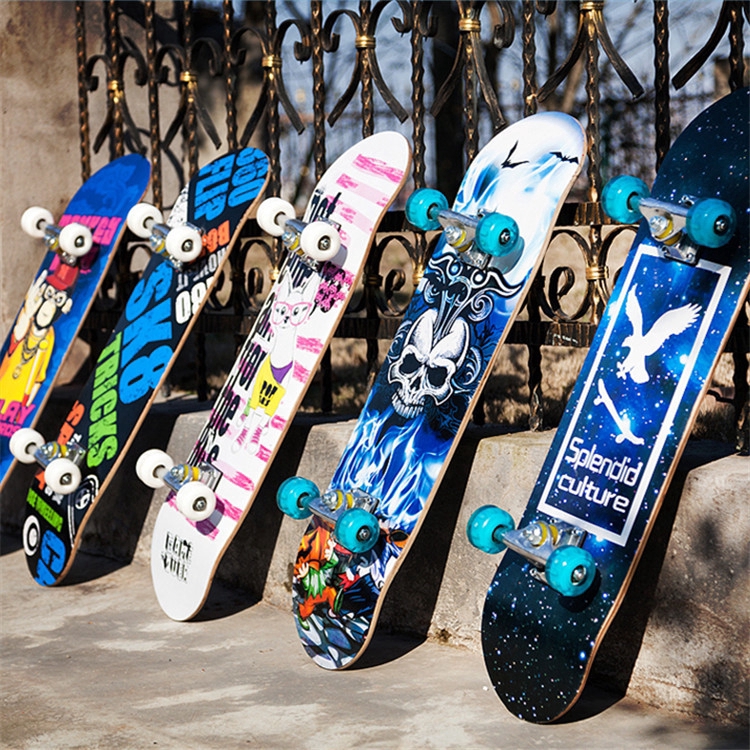 [HCM]( Chịu lực 100kg ) Ván Trượt CỠ LỚN Skateboard Cao Cấp Mặt Nhám Bánh Cao Su Cỡ Lớn (Đạt Chuẩn Thi Đấu)  Ván Trượt Thể Thao Gỗ Phong Ép 8 Lớp Mặt Nhám KT 80x20x10cm Khung Trục Bánh Xe Bằng Hợp Kim Cứng